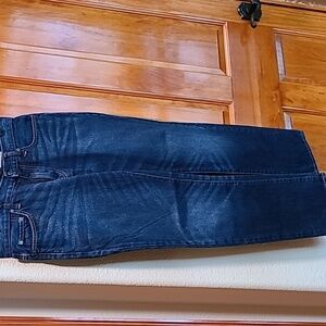 WOMAN'S AEROPOSTALE JEANS SIZE 32/30